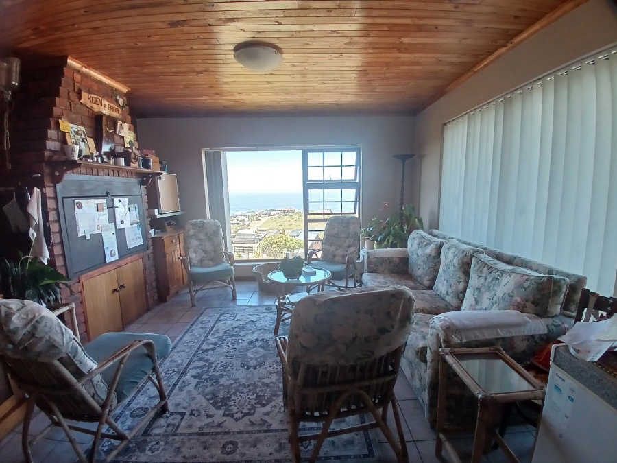 4 Bedroom Property for Sale in Dana Bay Western Cape